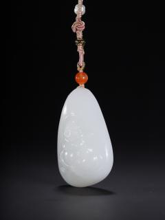 和田玉弥勒佛吊坠,尺寸:5.3×3.7×2.0厘米,重量50克